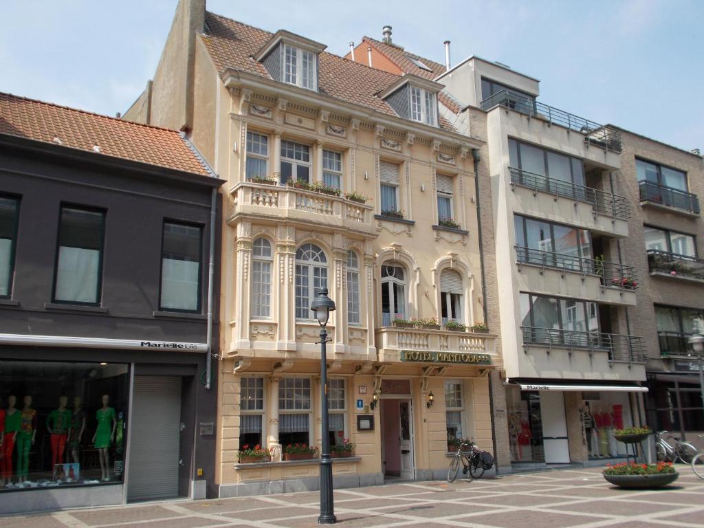 Hotel Manitoba 3*